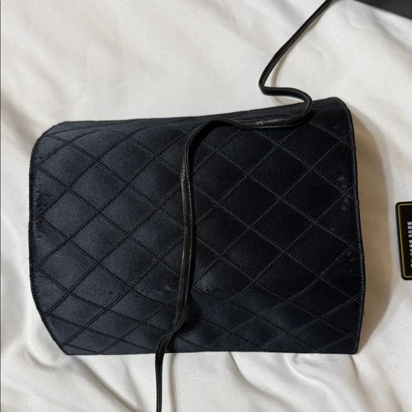 Rare Chanel Black Silk and Leather Jewelry Case - Picture 5 of 10